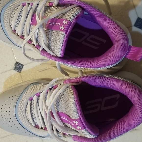 Under armour ICDATSC30 shoes. - Picture 10 of 11